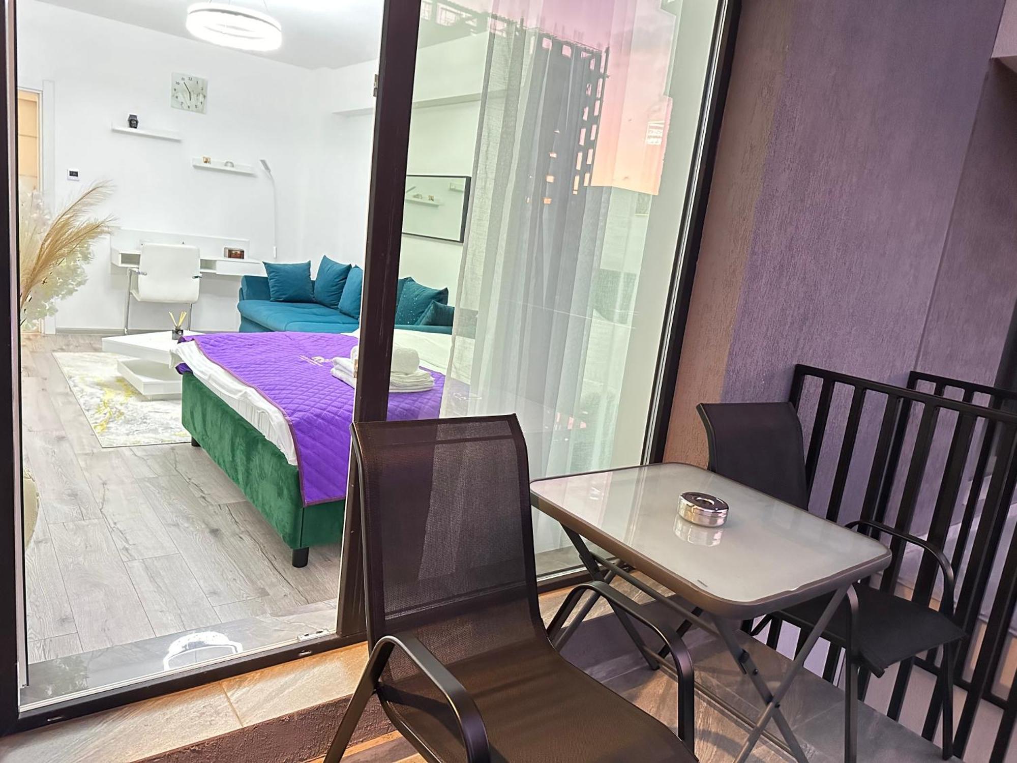 Coresi Mall Area Studios & Apartments By Glam براشوف المظهر الخارجي الصورة