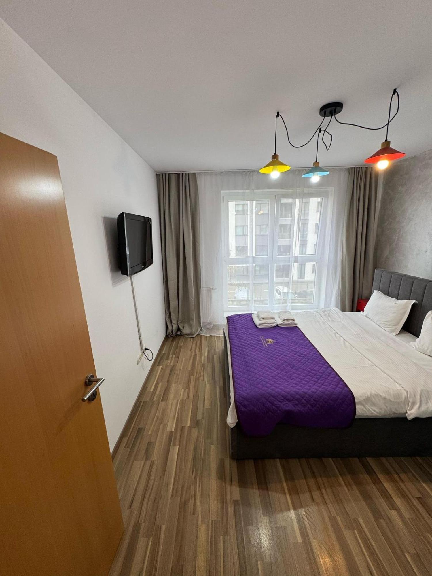 Coresi Mall Area Studios & Apartments By Glam براشوف المظهر الخارجي الصورة